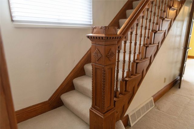 320 3rd Street, Reasnor, IA 50232