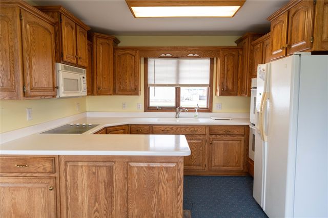 320 3rd Street, Reasnor, IA 50232