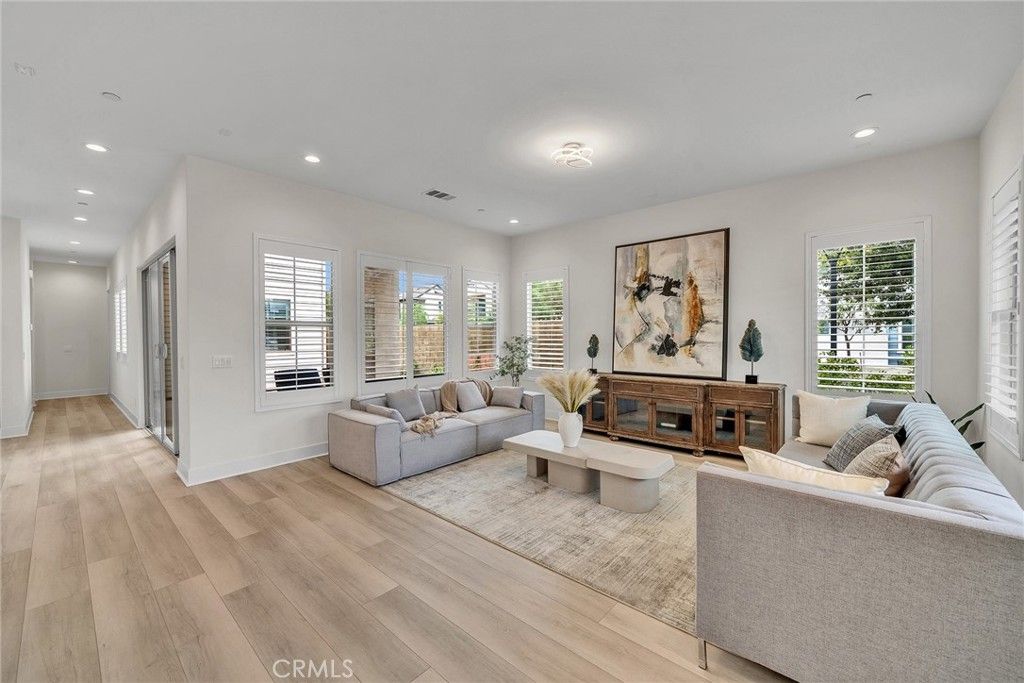 366 Baluster, Irvine, CA 92618 — photo 5