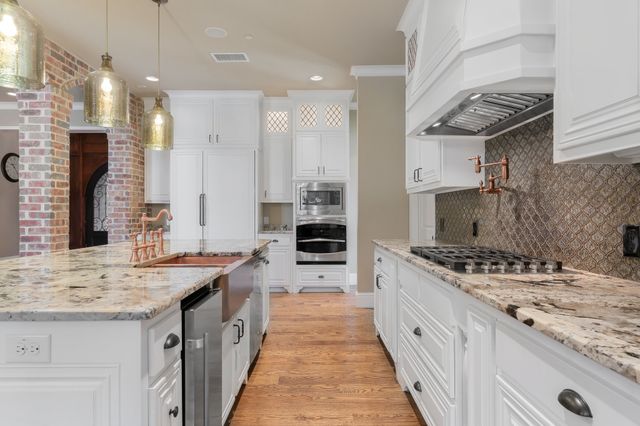 594 Turner Warnell Road, Mansfield, TX 76063