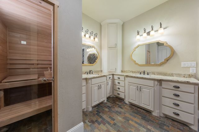 594 Turner Warnell Road, Mansfield, TX 76063