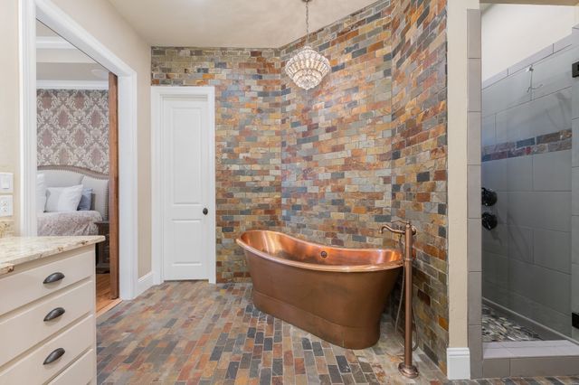 594 Turner Warnell Road, Mansfield, TX 76063