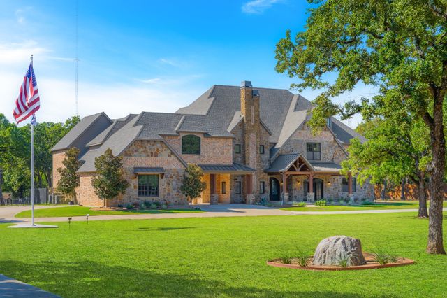 594 Turner Warnell Road, Mansfield, TX 76063