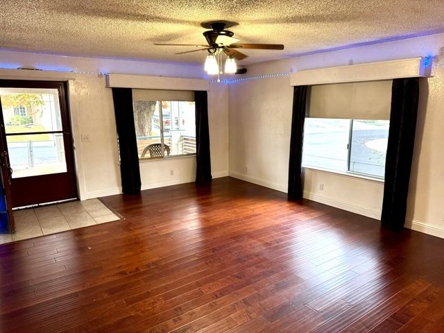 6712 Blue Duck Way, Sacramento, CA 95842