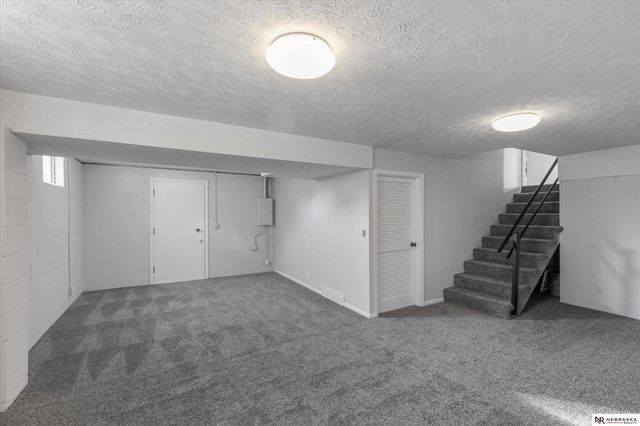 13006 S 35th Street, Bellevue, NE 68123