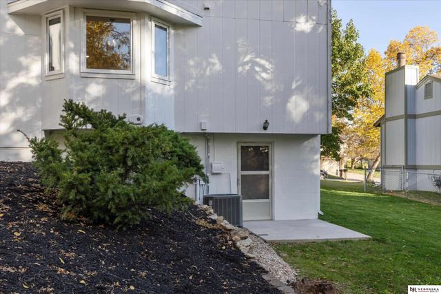 13006 S 35th Street, Bellevue, NE 68123