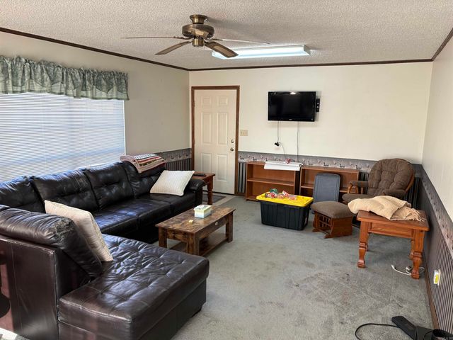 1470 College, Conway, AR 72034