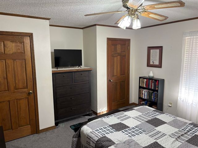 1470 College, Conway, AR 72034