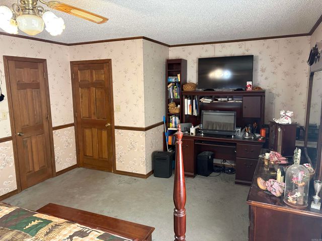 1470 College, Conway, AR 72034