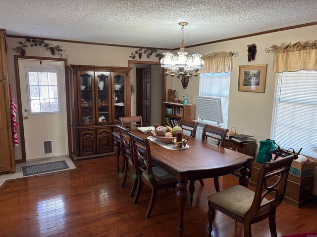 1470 College, Conway, AR 72034