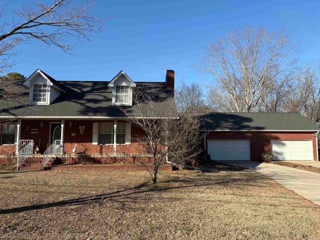 1470 College, Conway, AR 72034