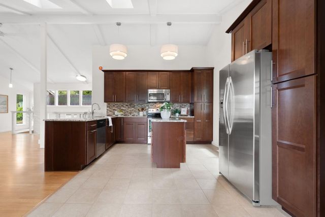 530 Clubhouse Drive, Aptos, CA 95003