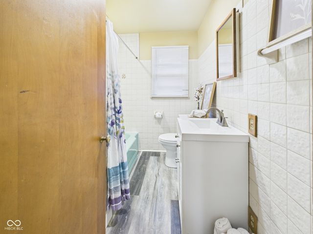 307 N Winthrop Road, Muncie, IN 47304