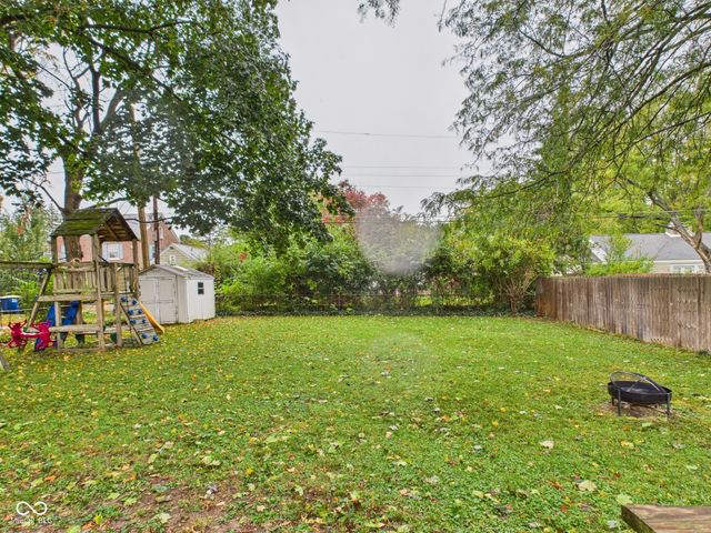 307 N Winthrop Road, Muncie, IN 47304