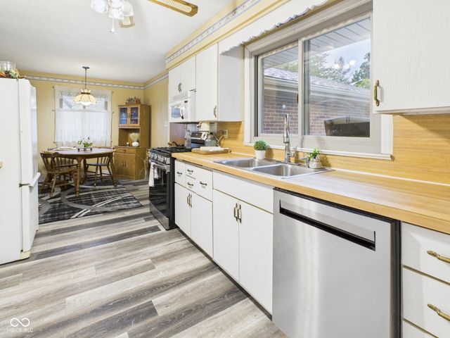 307 N Winthrop Road, Muncie, IN 47304