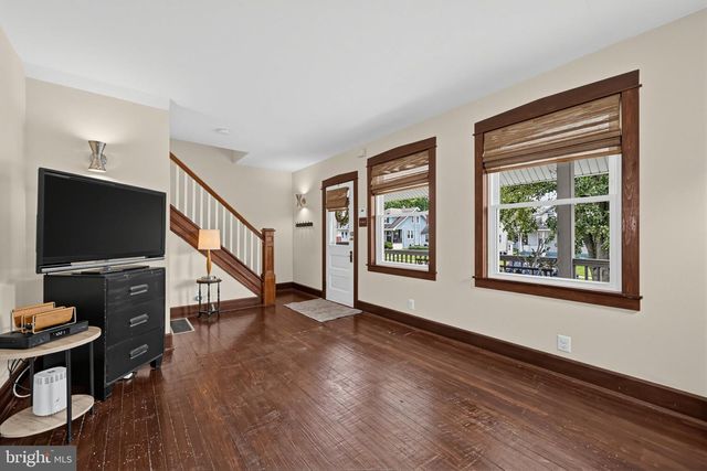 333 WASHINGTON TER, Audubon, NJ 08106