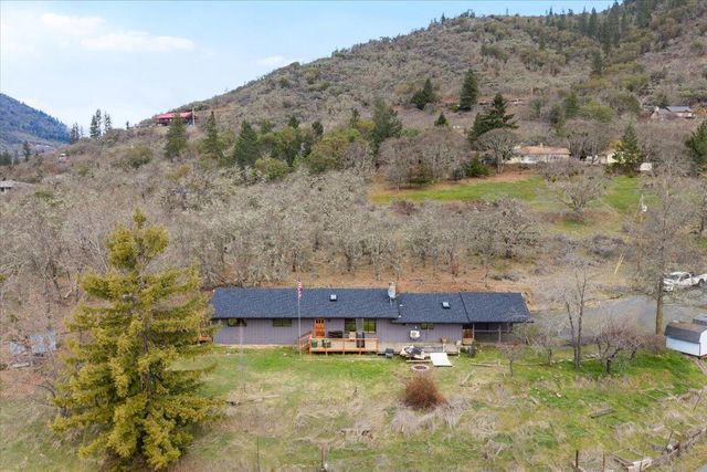 872 Scott Drive, Grants Pass, OR 97527