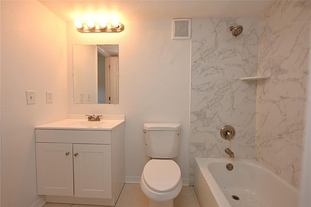 141 FERNERY ROAD D1, Lakeland, FL 33809