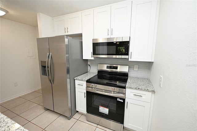 141 FERNERY ROAD D1, Lakeland, FL 33809