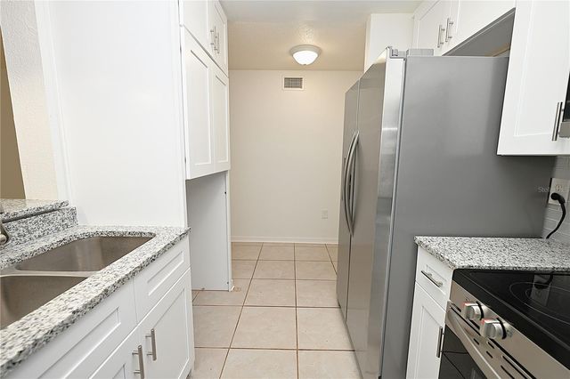 141 FERNERY ROAD D1, Lakeland, FL 33809