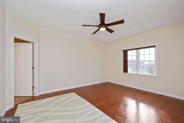 121 BEAUREGARD DR, Staunton, VA 24401