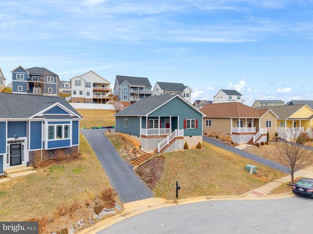 121 BEAUREGARD DR, Staunton, VA 24401