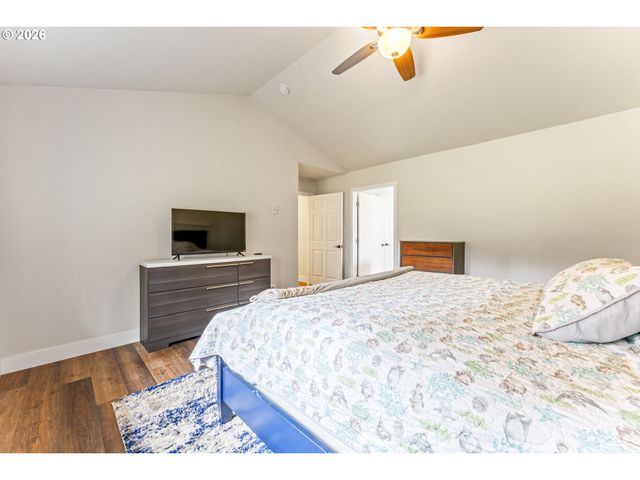 55503 MADRONE Dr, Bandon, OR 97411