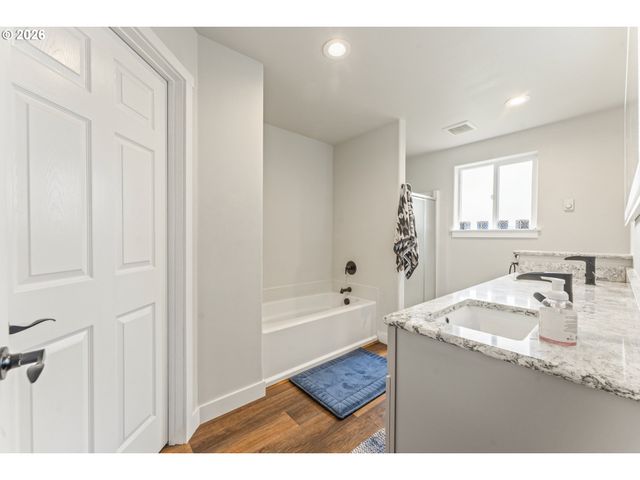 55503 MADRONE Dr, Bandon, OR 97411