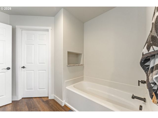 55503 MADRONE Dr, Bandon, OR 97411