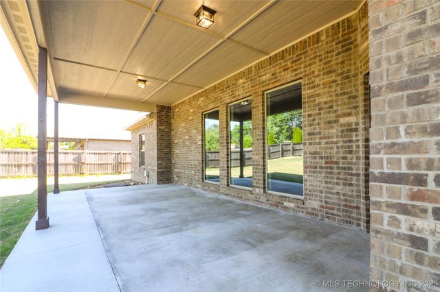 1440 Mabelle Drive, Sapulpa, OK 74066