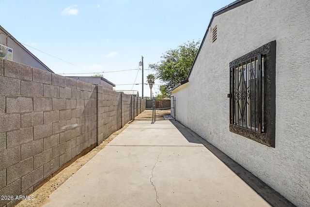6612 S 5TH Avenue, Phoenix, AZ 85041