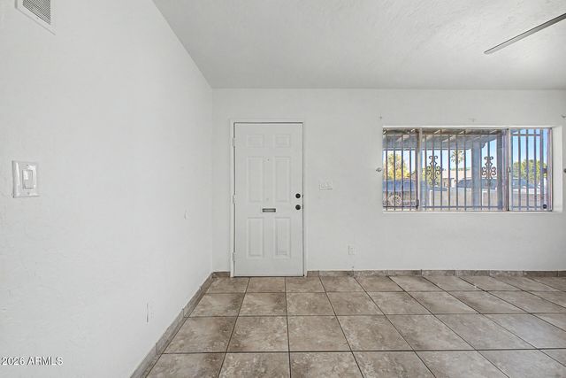 6612 S 5TH Avenue, Phoenix, AZ 85041