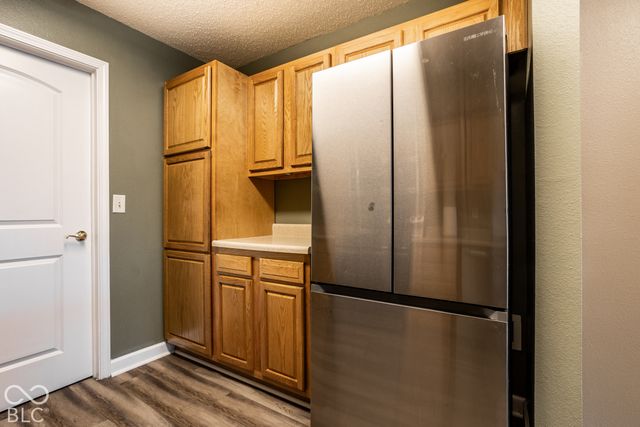 6146 Loggia Drive, Indianapolis, IN 46237