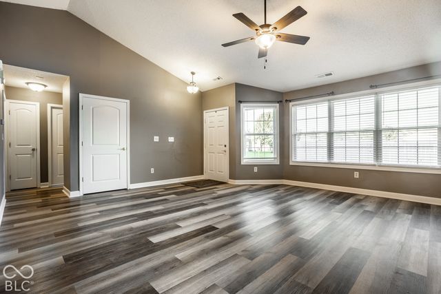6146 Loggia Drive, Indianapolis, IN 46237