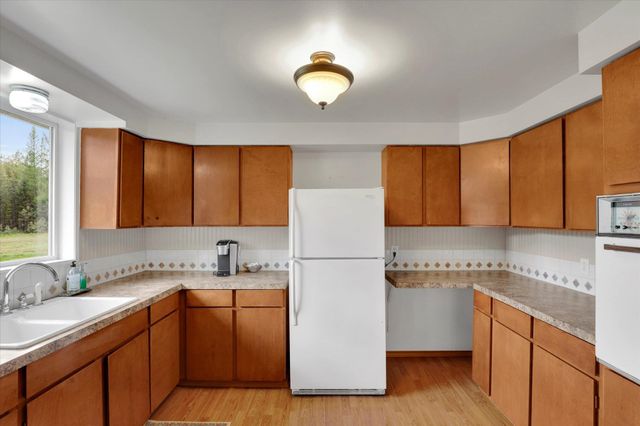 2111 W Mason Rd, Deer Park, WA 99006