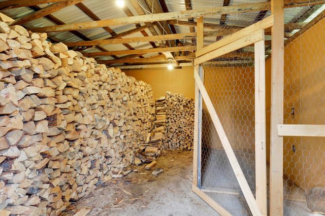 2111 W Mason Rd, Deer Park, WA 99006