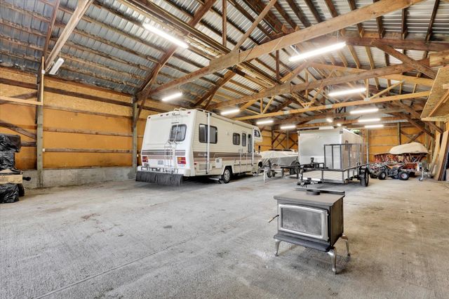 2111 W Mason Rd, Deer Park, WA 99006