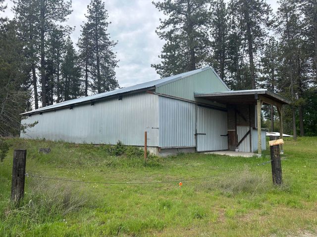 2111 W Mason Rd, Deer Park, WA 99006