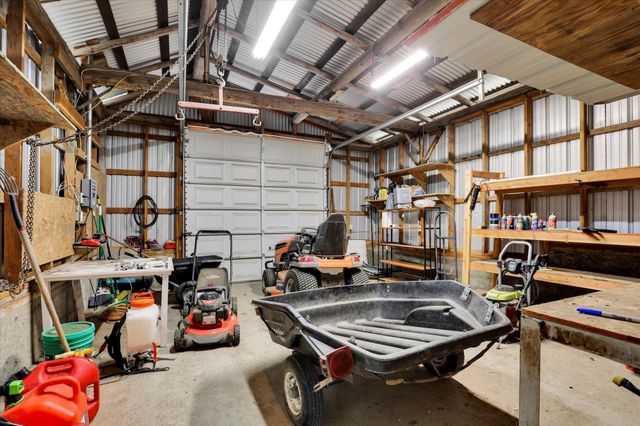 2111 W Mason Rd, Deer Park, WA 99006