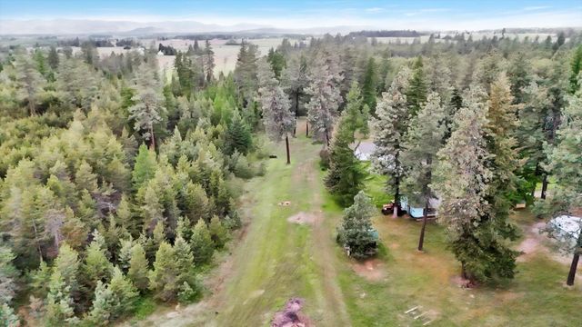 2111 W Mason Rd, Deer Park, WA 99006