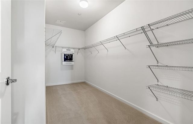 141 East Point Drive 113, East Providence, RI 02916