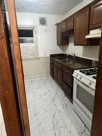 8607 Northlawn Street, Detroit, MI 48204