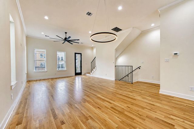 1518 Winter Street, Houston, TX 77007