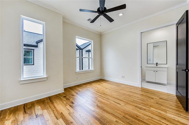 1518 Winter Street, Houston, TX 77007