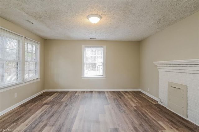 351 S Scientific Street, High Point, NC 27260
