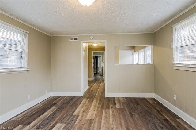 351 S Scientific Street, High Point, NC 27260