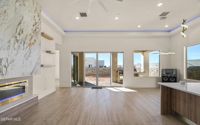 15337 IDEA Lane, El Paso, TX 79938