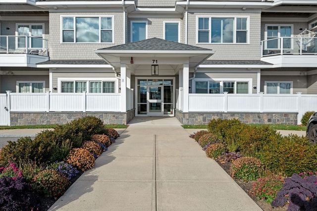 71 Greenwood Avenue 207, Swampscott, MA 01907