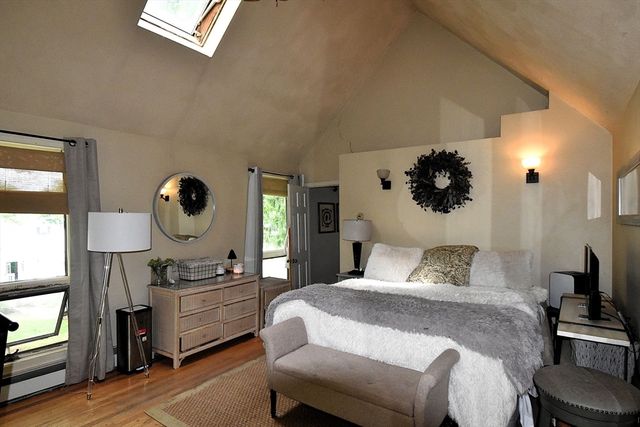 87 Norwood Ave, Leominster, MA 01453