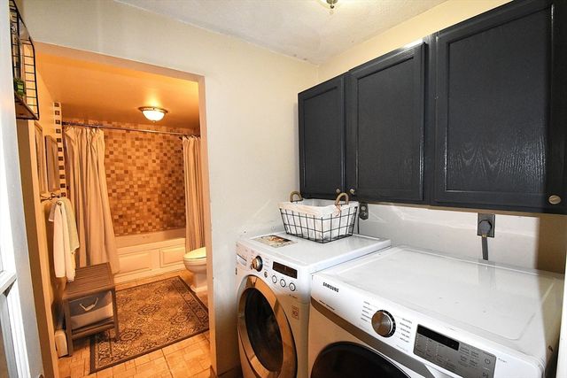 87 Norwood Ave, Leominster, MA 01453